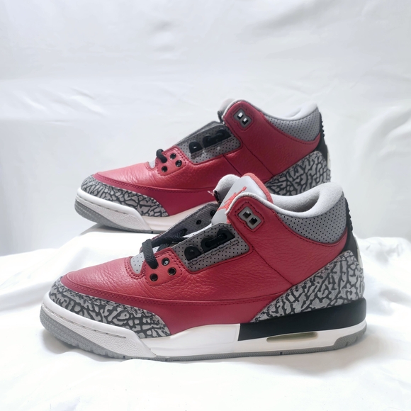 Air Jordan 3 Retro Red - Picture 4 of 7